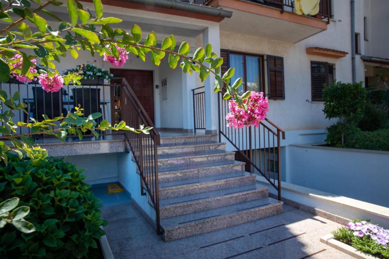 Studio Apartment Noah Rovinj Exterior foto